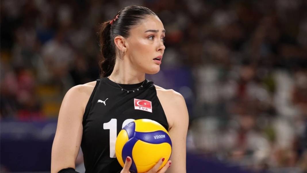 Zehra Güneş VakıfBank'tan ayrılacak mı? Yeni takımıyla ilgili flaş iddia 3